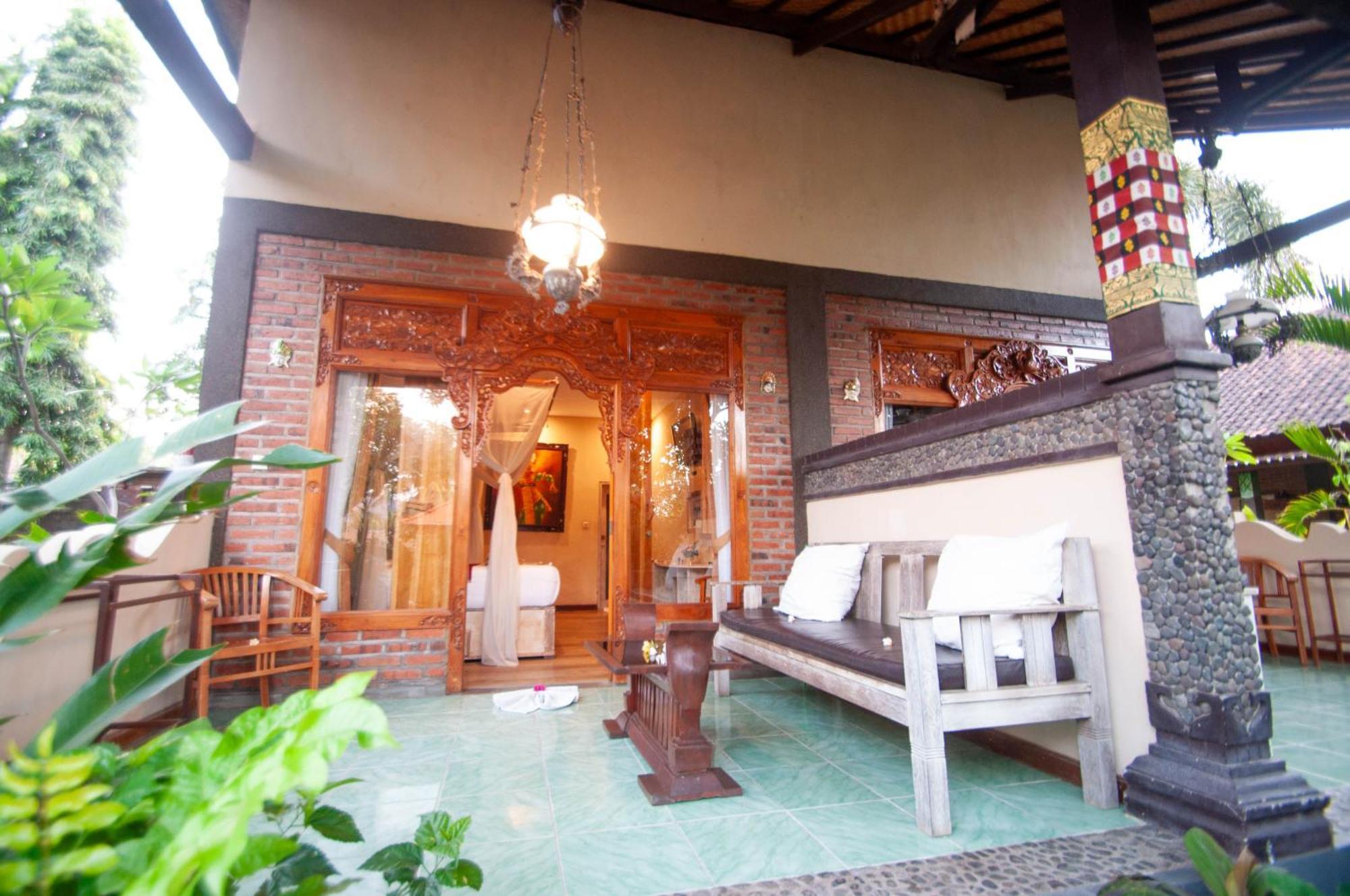 Kubuku Eco Dive Lodge And Yoga Pemuteran Kültér fotó