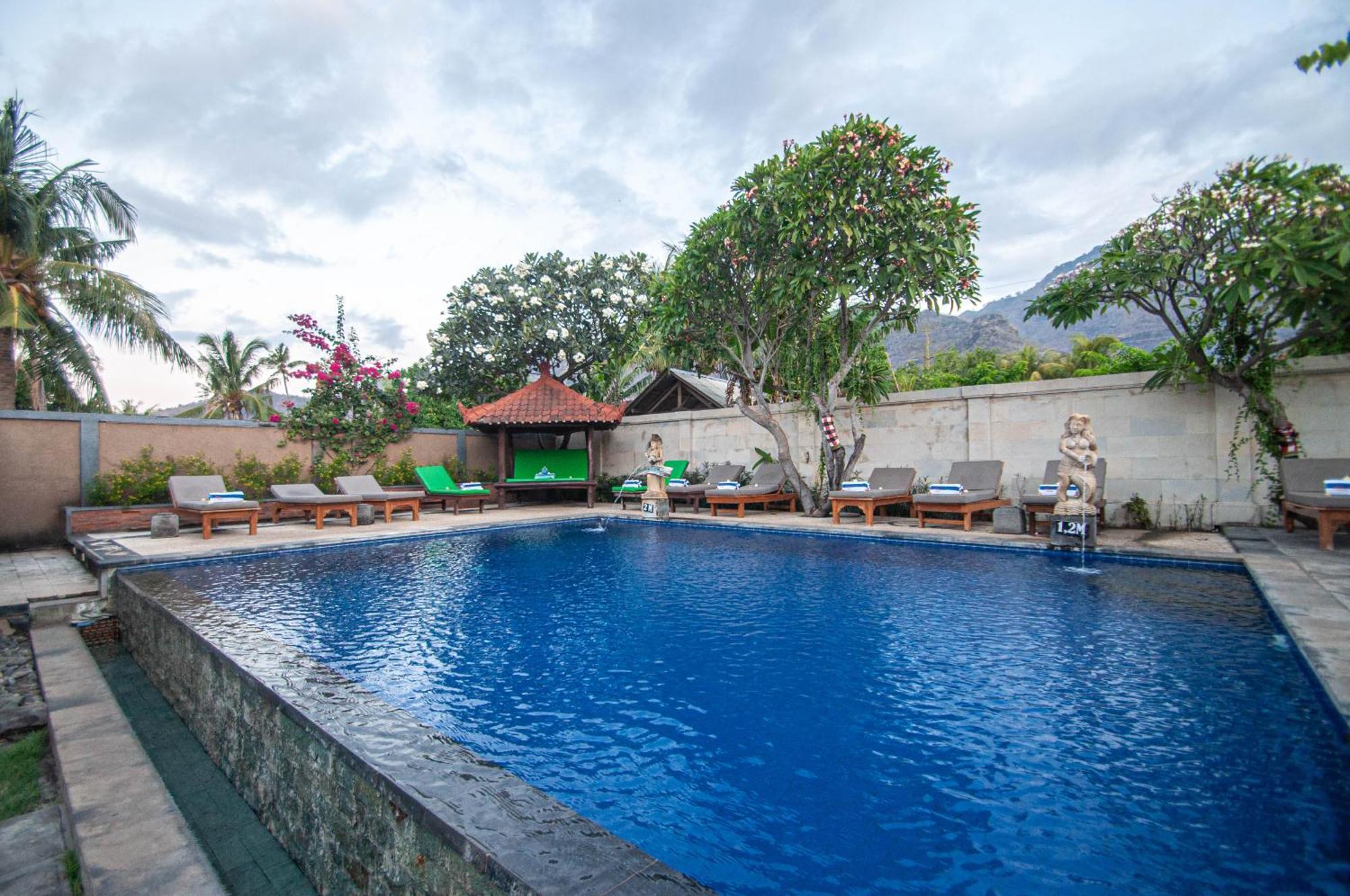 Kubuku Eco Dive Lodge And Yoga Pemuteran Kültér fotó